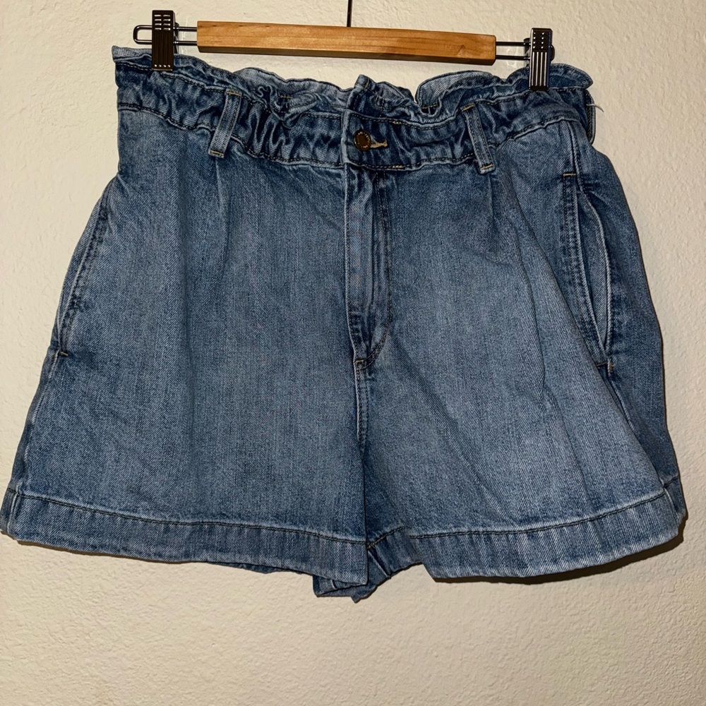 Zara Blue Jean Shorts with Relaxed Fit